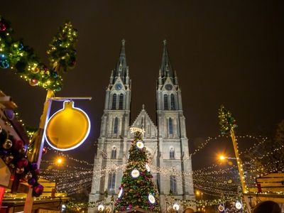  Christmas Market on Namesti Miru Prague